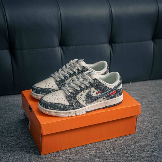 核心私 Nike Dunk 全套原楦原模倾力打造完美版型 独家原厂航空铝磨具打磨大底 鞋头坡度极致还原 无解鞋型 原盒原配 圈内天花板工艺 原厂冲刀 超高清洁度