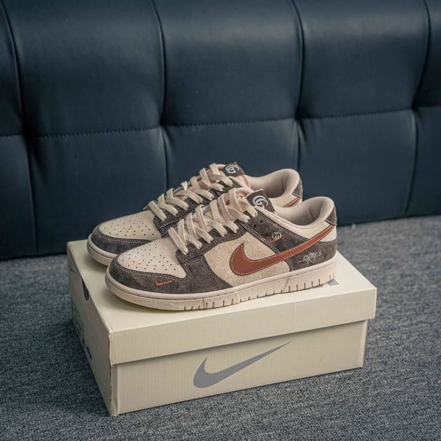 核心私 Nike Dunk 全套原楦原模倾力打造完美版型 独家原厂航空铝磨具打磨大底 鞋头坡度极致还原 无解鞋型 原盒原配 圈内天花板工艺 原厂冲刀 超高清洁度