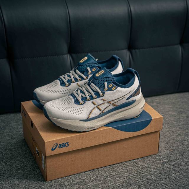 核心私 Asics亚瑟士 Gel-Kayano 31 Platinum低帮专业有氧超轻便运动跑步鞋 全新原装数据开发 符合人体工程学 一体式双层编制鞋面 高弹性