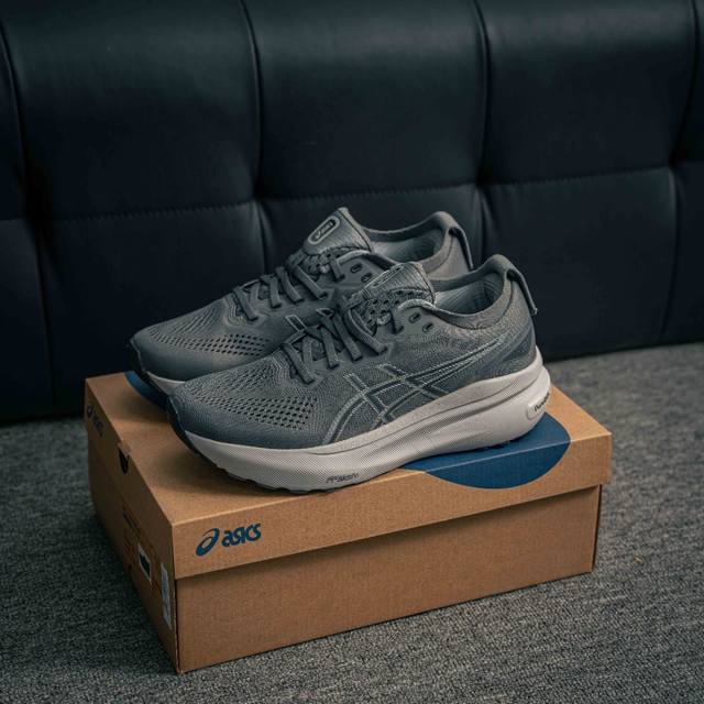 核心私 Asics亚瑟士 Gel-Kayano 31 Platinum低帮专业有氧超轻便运动跑步鞋 全新原装数据开发 符合人体工程学 一体式双层编制鞋面 高弹性