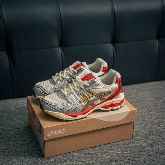 核心私 Asics T Gel- Kayano 14 亚瑟士户外风低帮休闲运动跑步鞋 货号：1203A692-100 尺码：36 37 37.5 38 38.5