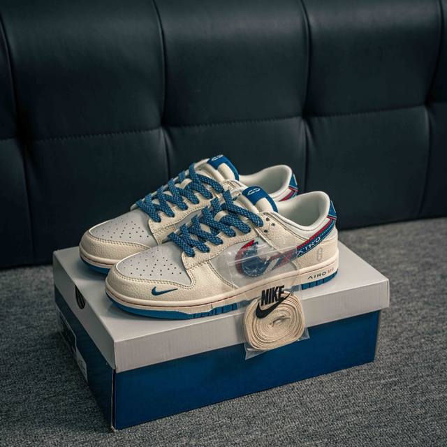 核心私 Nike Dunk 全套原楦原模倾力打造完美版型 独家原厂航空铝磨具打磨大底 鞋头坡度极致还原 无解鞋型 原盒原配 圈内天花板工艺 原厂冲刀 超高清洁度