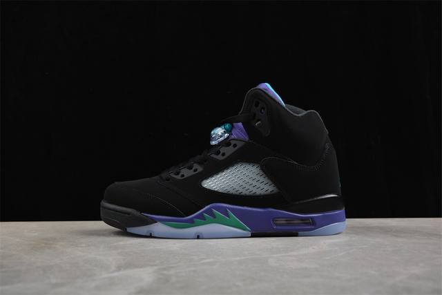 Air Jordan 5 Retro Black Grape Aj5 乔5 黑葡萄 136027-007 尺码：40 40.5 41 42 42.5 43 44