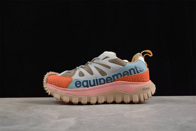 Moncler 盟可睐 蒙口 Trailgrip Gtx 抗撕裂材质 山地户外鞋 鞋身采用Cordura防撕裂尼龙 Gore-Tex防水材质 中底内置全掌碳板