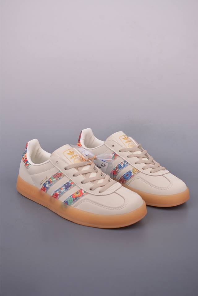 Adidas Originals Gazelle Indoor 三叶草休闲防滑耐磨低帮板鞋 纯原版本 鞋头出色设计 塑就出众贴合感 稳固的后跟贴合足部曲线设计