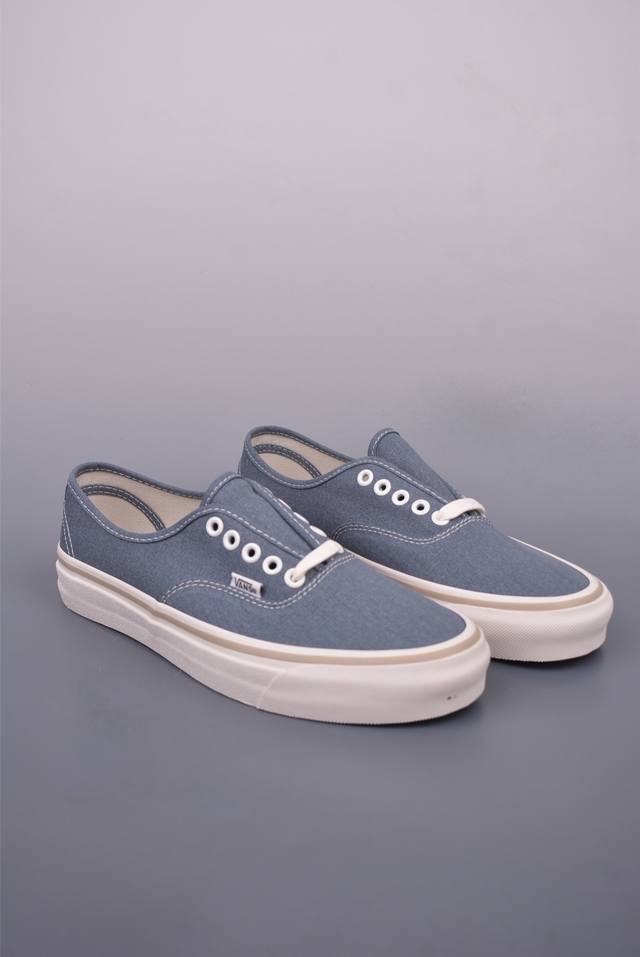 Vans Mte Authentic Reissue 44 小地球系列 水洗牛仔蓝硫化帆布鞋 货号：Vn000Cw2Rv2 尺码：35 36 36.5 37 3
