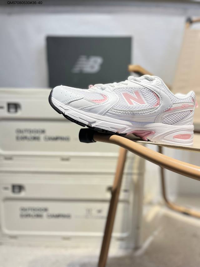 新百伦 Nb530 New Balance 530 复跑古鞋Nb530这鞋双确实是Nb家经复典古款式之一，以全科新技诠释，成打功造530鞋款。鞋面保在持530基