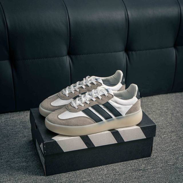核心私 Adidas Barreda Decode 舒适减震低帮休闲运动板鞋 货号：Ji2315 尺码：35.5 36.5 36 36.5 37.5 38 38
