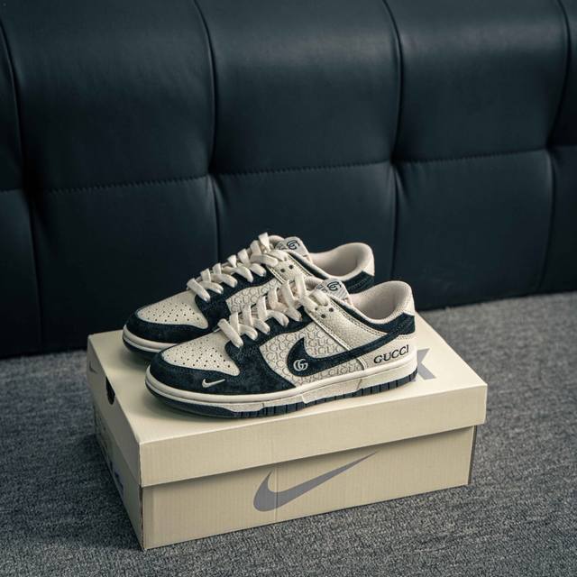核心私 Nike Dunk 全套原楦原模倾力打造完美版型 独家原厂航空铝磨具打磨大底 鞋头坡度极致还原 无解鞋型 原盒原配 圈内天花板工艺 原厂冲刀 超高清洁度
