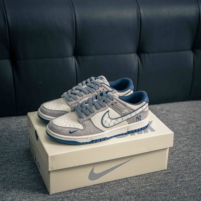 核心私 Nike Dunk 全套原楦原模倾力打造完美版型 独家原厂航空铝磨具打磨大底 鞋头坡度极致还原 无解鞋型 原盒原配 圈内天花板工艺 原厂冲刀 超高清洁度