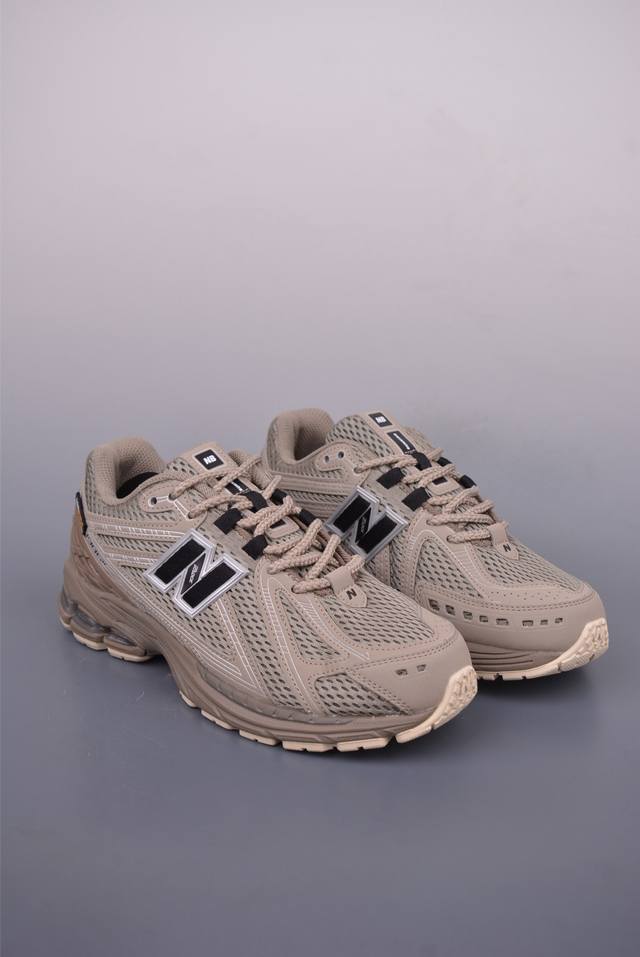 New Balance M1906系列 复古单品宝藏老爹鞋款 公司级版本 复古元素叠加 质感超级棒 楦版型材料细节做工精细 作为Nb最经典的档案鞋型之一 与 2