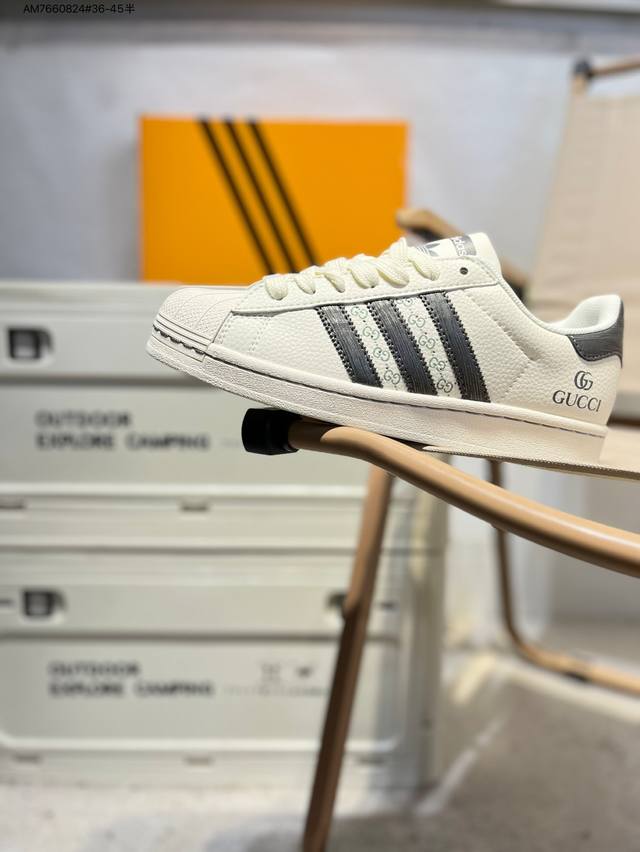 古驰 X Adidas Originals Superstar 经典配色 经典贝壳头官网同步 实拍首发渠道正品订单 诠释市场最高工艺水平区别市面普通真标版本，进
