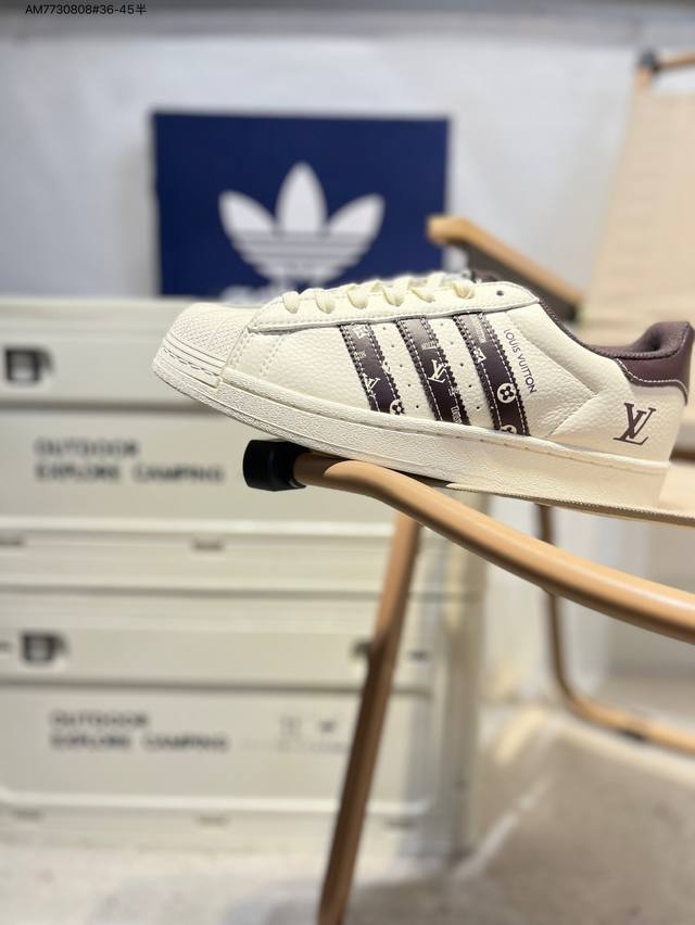 Lv X Adidas Originals Superstar 经典配色 经典贝壳头官网同步 实拍首发渠道正品订单 诠释市场最高工艺水平区别市面普通真标版本，进