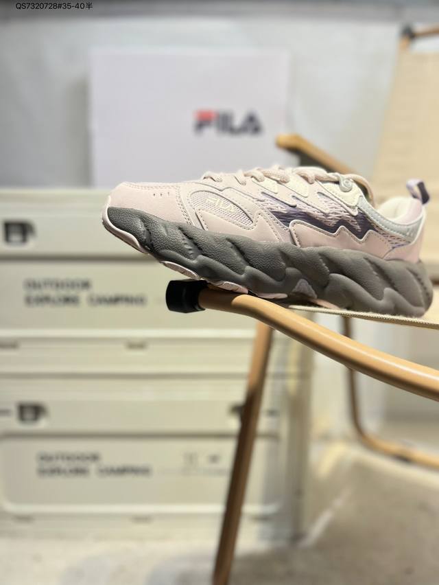 Fila Fusion 斐乐 潮牌低帮运动休闲鞋 Filafusion主要以时尚运动文化 跨界联名为主 结合当下广受欢迎的滑板街篮 棒球、骑行等时尚运动 运用拼