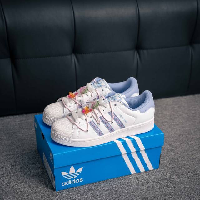 核心私 阿迪达斯Adidas三叶草 Originals Superstar Ii 贝壳头系列低帮经典百搭休闲运动板鞋 货号：Jr1332 尺码：35 36 36