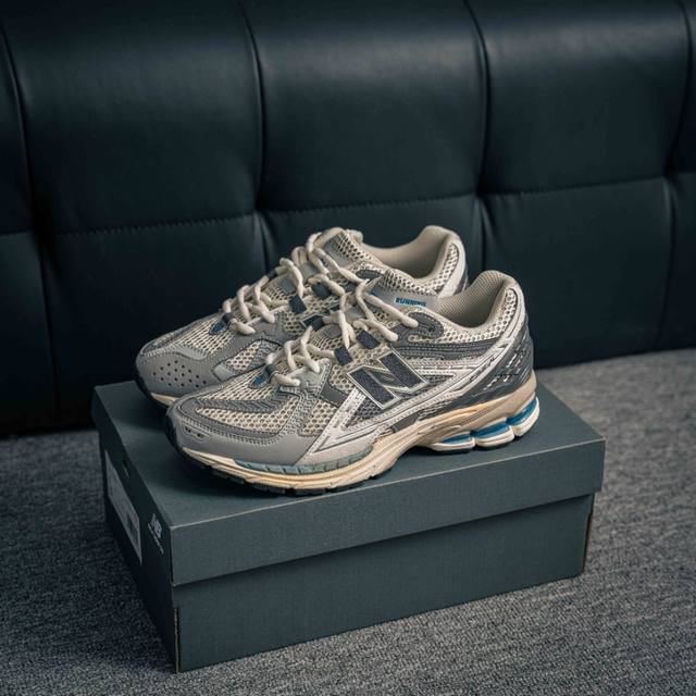 核心私 New Balance 1906系列 休闲鞋 #采用轻质牛剖革拼接透气网眼衬垫织物鞋面材质 T-Beam大底提供足步弓支撑，保持步态稳定 后跟搭载外露缓