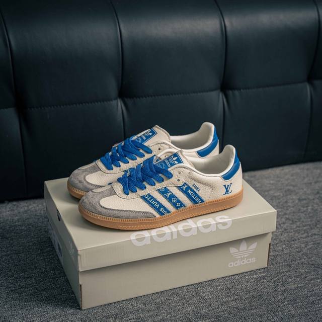 核心私 Adidas Samba Og 桑巴舞街头系列德训运动板鞋 采用固色翻毛皮组合牛剖革鞋面材质 外置正确3层组合围条加厚烟胶橡胶大底 货号：Xr005 尺