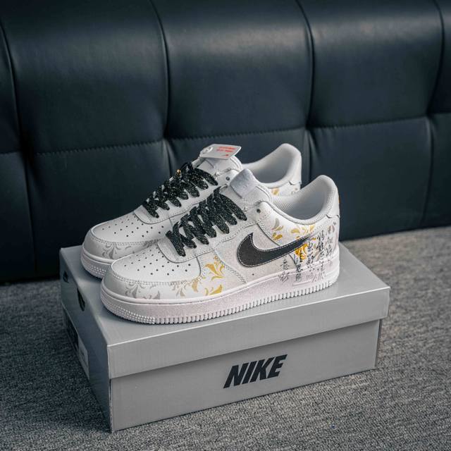 核心私 Air Force 1 原装级别 原楦头原纸板 打造纯正空军版型专注外贸渠道 全掌内置蜂窝气垫 原盒配件 原厂中底钢印、拉帮完美 货号：Zh0316 0