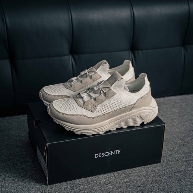 核心私 迪桑特Descente Running Boa“白色” Dst佛山大厂出品 99%还原度 独立私模开发，只为真正还原Zp 私人定制原版鞋面，舒适透气更好