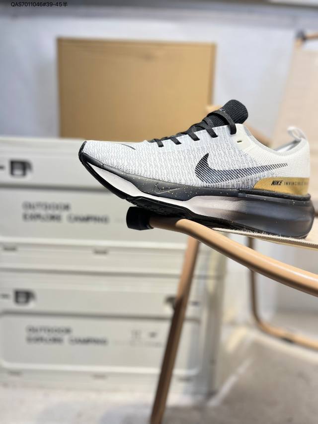 采用外露式Flyknit飞织面料鞋面材质#搭载Zoomx轻盈泡棉缓震科技中底#防滑缜密块状橡胶外底耐克Nike Zoomx Invincible Run Fly