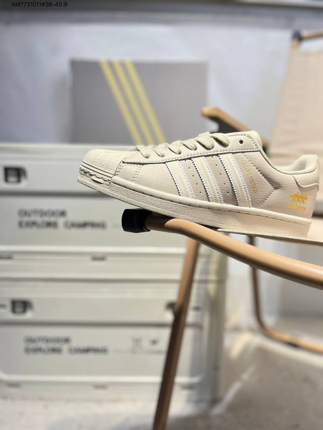 Adidas Originals Superstar 经典配色 经典贝壳头官网同步 实拍首发渠道正品订单 诠释市场最高工艺水平区别市面普通真标版本，进出专柜无压