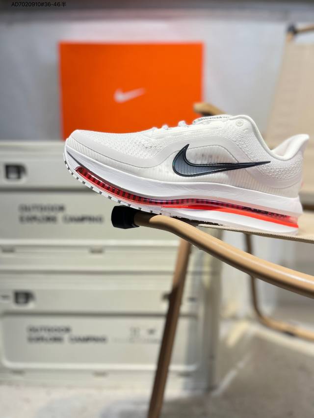 Nike Pegasus Premium 纯原版本 减震防滑耐磨透气 低帮跑步鞋 兼顾迅疾外观和稳固脚感 后跟覆面和中足动态支撑巧妙融合 缔造稳定顺畅的迈步体验