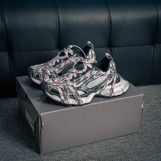 核心私 Balenciaga Phantom Sneaker 3Xl 巴黎世家二代 新款金属绑带 潮流跑鞋 #增加全新设计 在延续 Track Trainer
