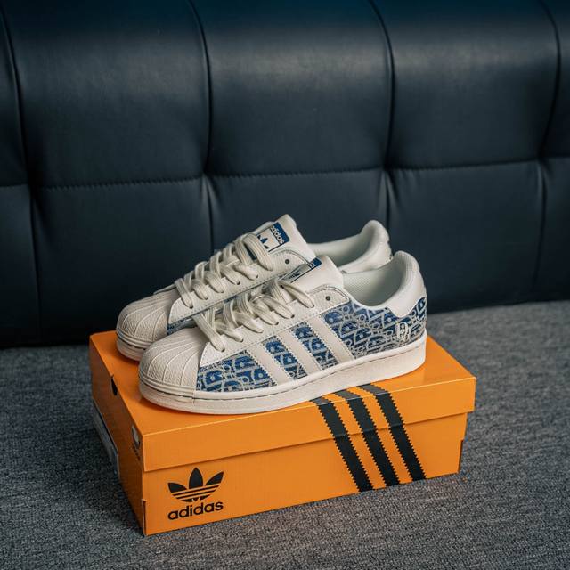 核心私 阿迪达斯Adidas三叶草 Originals Superstar贝壳头系列低帮经典百搭休闲运动板鞋 货号：Hs3081 尺码：36 36.5 37 3