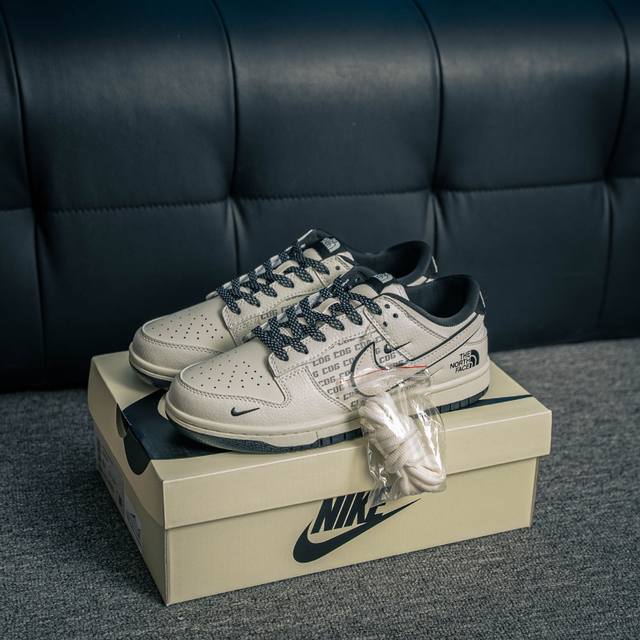 核心私 Nike Dunk 全套原楦原模倾力打造完美版型 独家原厂航空铝磨具打磨大底 鞋头坡度极致还原 无解鞋型 原盒原配 圈内天花板工艺 原厂冲刀 超高清洁度