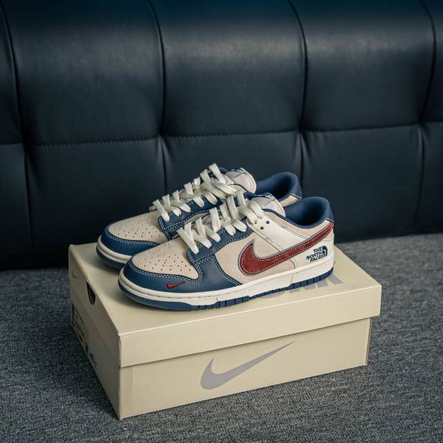 核心私 Nike Dunk 全套原楦原模倾力打造完美版型 独家原厂航空铝磨具打磨大底 鞋头坡度极致还原 无解鞋型 原盒原配 圈内天花板工艺 原厂冲刀 超高清洁度