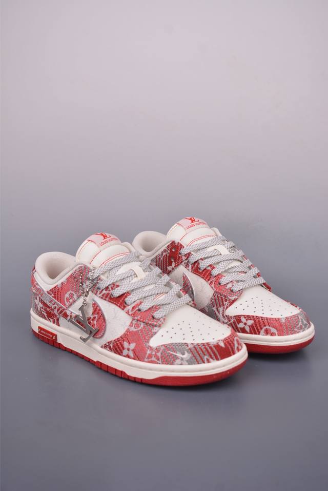 Nike Sb Dunk Low Lv联名 纯原大厂出品 极力推荐 原装头层材料 独家版型蒸餾加工 帶來的是更好的视觉和脚感体验 大厂纯原品质出货 清洁度 电绣