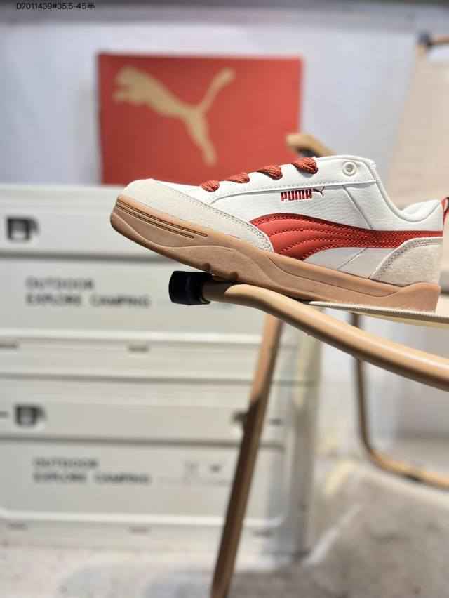 原95降价 Puma 彪马 男女运动板鞋，原楦原纸版开发版型，采用环保纤维革组合翻毛皮饰片鞋面材质，外置耐磨橡胶大底蕾哈娜同系面包鞋太好看了！彪马Puma Pa