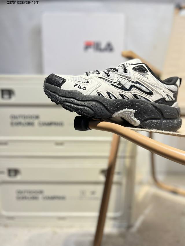 Fila Fusion 斐乐 潮牌低帮运动休闲鞋 Filafusion主要以时尚运动文化 跨界联名为主 结合当下广受欢迎的滑板街篮 棒球、骑行等时尚运动 运用拼