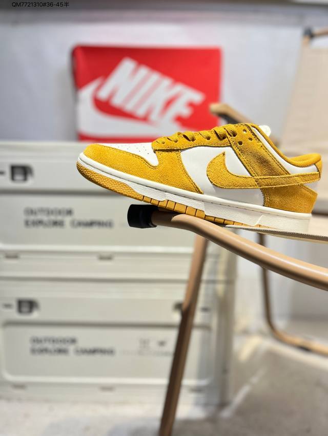 耐克Nike Dunk Low 板鞋Sb系列经典百搭休闲运动板鞋加厚鞋舌的填充，使舒适性大大提升，同时也更方便穿脱中底部分则加入了脚感柔软舒适Zoomair气垫