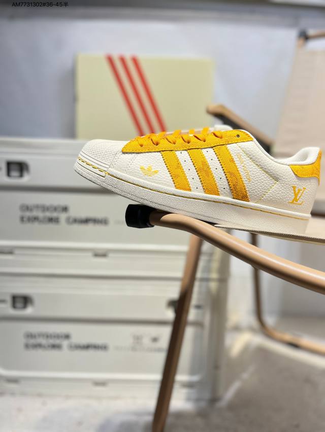 Lv X Adidas Originals Superstar 经典配色 经典贝壳头官网同步 实拍首发渠道正品订单 诠释市场最高工艺水平区别市面普通真标版本，进