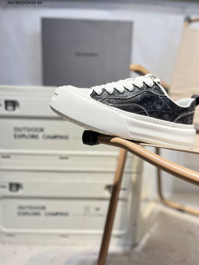 巴黎世家Balenciaga Sneaker Rose Pink Black 运动休闲鞋系列 低帮潮流风百搭休闲运动鞋 广东品质原厂渠道原装订单 全套专柜包装物