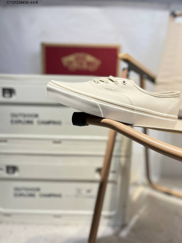 Vanssk8-Low万斯范斯官方 经典复古休闲运动板鞋，高端支线原始硫化工艺，艺术来源于生活成为了Vans美学的个性潮流标志，代表着光和希望，让你变得更加明亮