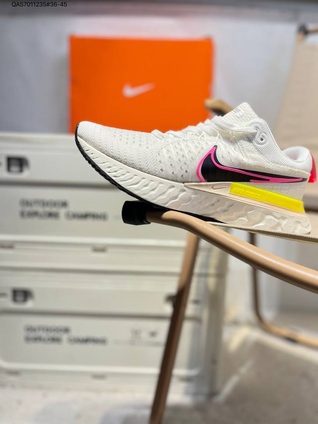 原楦原纸版开发数据#采用 Flyknit 针织鞋面材质#搭载瑞亚React轻盈泡棉缓震科技中底#外置防滑耐磨橡胶大底耐克Nike React Infinity
