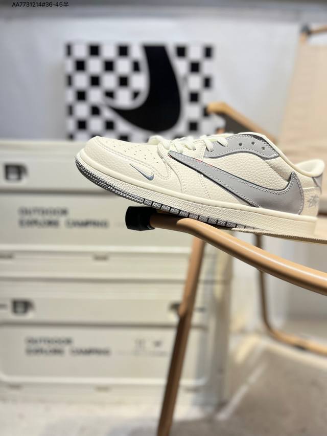 公司级头层皮斯图西 X 乔丹Air Jordan 1 Low Aj1低帮系列篮球鞋 官方同步配色 原装级产物 #拒绝公底 立体鞋型 细节完美 高清洁度Xb197