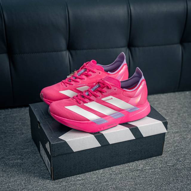 核心私 Adidas Adizero Adios Pro 4 M 阿迪透气轻盈低帮跑步鞋 货号：Jr1269 尺码：36 36.5 37 38 38.5 39