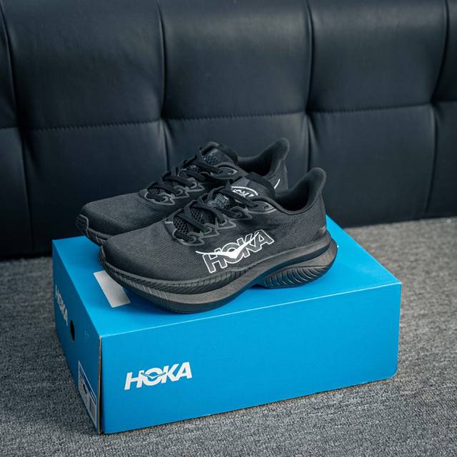 核心私 Hoka One One Mach 6 低帮专业越野跑步鞋 实拍首发 相较于前几代Mafate包裹感更好 跟其他系列比起来更加舒适 鞋底防滑性能在下坡的