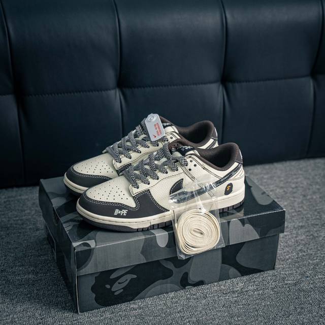 核心私 Nike Dunk 全套原楦原模倾力打造完美版型 独家原厂航空铝磨具打磨大底 鞋头坡度极致还原 无解鞋型 原盒原配 圈内天花板工艺 原厂冲刀 超高清洁度