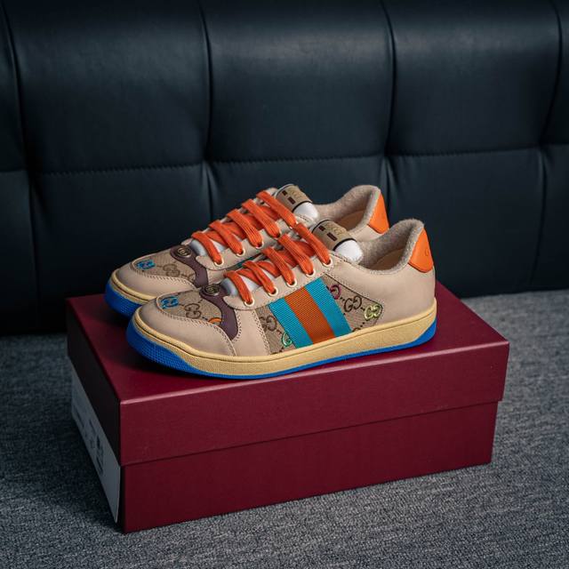 核心私 Gucci~~2025最新配色小脏鞋 休闲鞋 运动鞋 Zp开发纯原版本；金属双G水晶圆柱形标；Gucci原版纹织带 鞋面头层羊皮拼接双G压花牛皮，皮面切