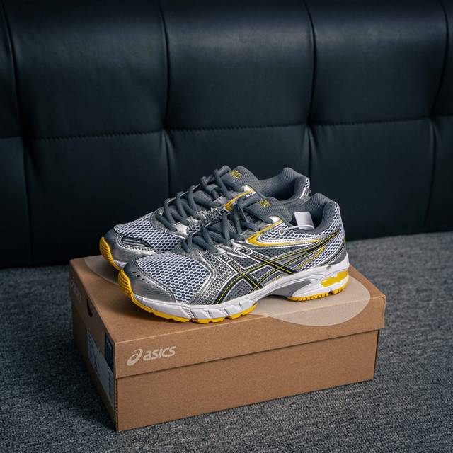 核心私 Asics Gel-Ds Trainer 14 柔软舒适防滑耐磨 低帮 休闲跑步鞋 男女同款 货号：1203A607-101 尺码：36 36.5 37