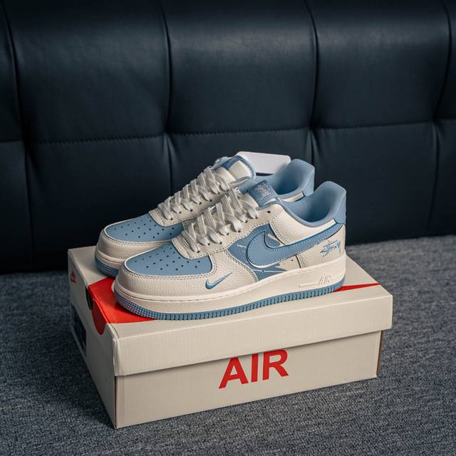 核心私 Air Force 1 原装级别 原楦头原纸板 打造纯正空军版型专注外贸渠道 全掌内置蜂窝气垫 原盒配件 原厂中底钢印、拉帮完美 货号：Kk1988 0