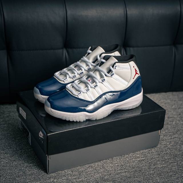 核心私 Air Jordan 11 Retro Rare Air 高帮 Aj11 乔丹11代 Aj11 乔11 高邦 海军蓝 皇家蓝 乔丹篮球鞋系列 鞋身整体采
