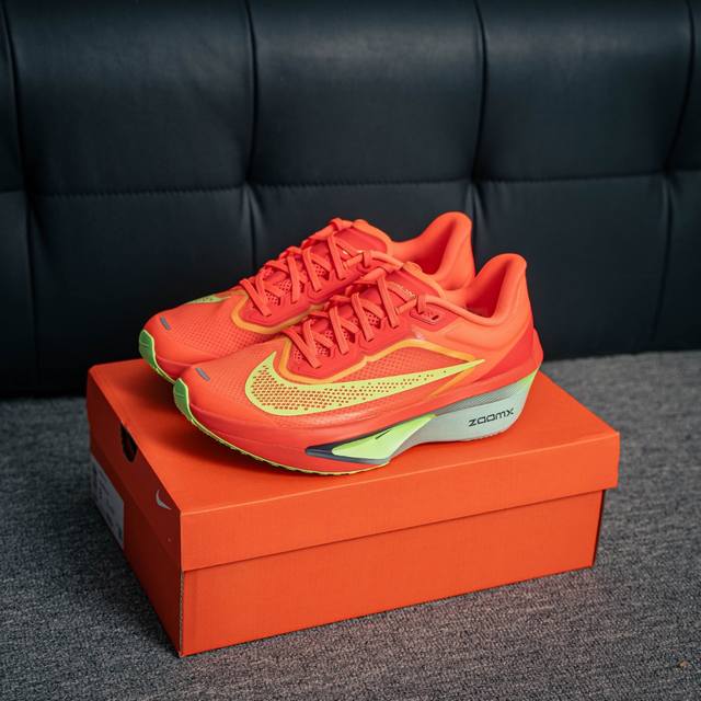 核心私 Nike Zoom Fly 6 马拉松超轻跑鞋 货号：Fn8454 601 尺码：36 36.5 37.5 38 38.5 39 40 40.5 41