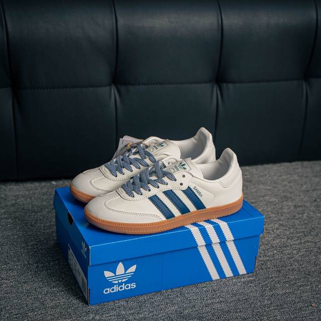 核心私 Adidas Samba Og 桑巴舞街头系列德训运动板鞋 采用固色翻毛皮组合牛剖革鞋面材质 外置正确3层组合围条加厚烟胶橡胶大底 货号：Ji3907