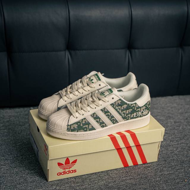 核心私 阿迪达斯Adidas三叶草 Originals Superstar贝壳头系列低帮经典百搭休闲运动板鞋 货号：Jy8914 尺码：36 36.5 37 3