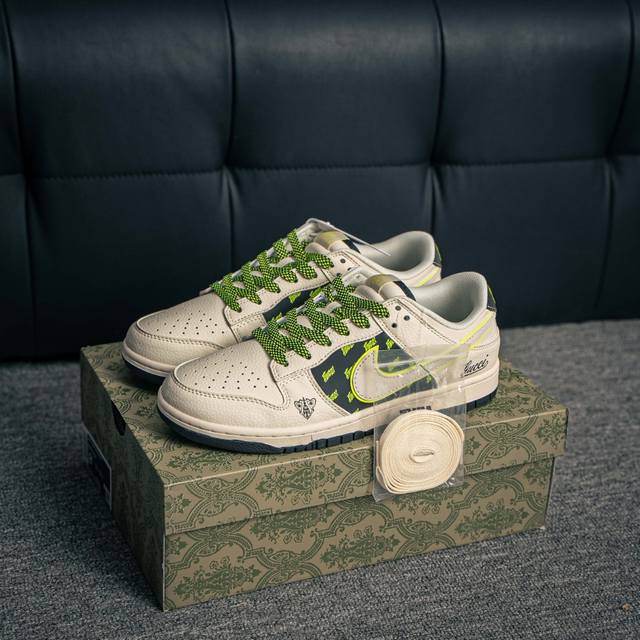 核心私 Nike Dunk 全套原楦原模倾力打造完美版型 独家原厂航空铝磨具打磨大底 鞋头坡度极致还原 无解鞋型 原盒原配 圈内天花板工艺 原厂冲刀 超高清洁度
